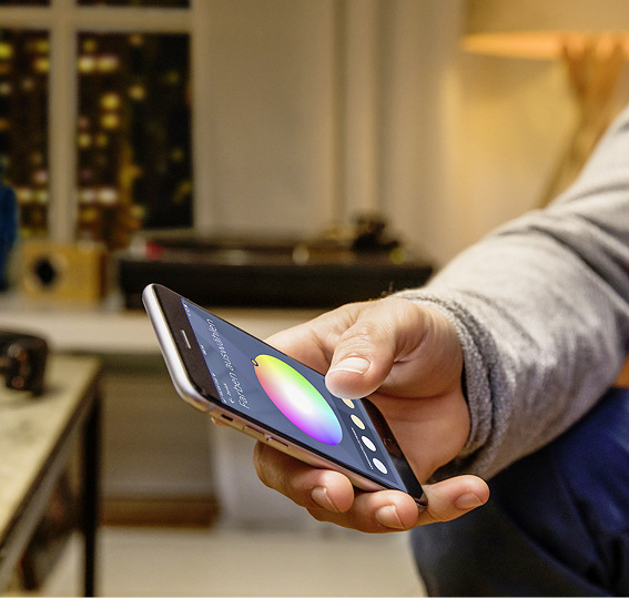 Bis zu 200 Geräte von Somfy und auch ­Partnern, wie Ledvance, können in die Smart-Home-Zentrale eingebunden und ­vernetzt werden.