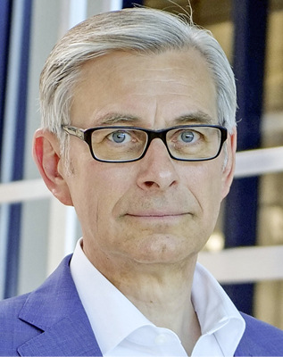 Geschäftsführer Gutmann-Bausysteme Arnd Brinkmann setzt auf ein Alternativprogramm.