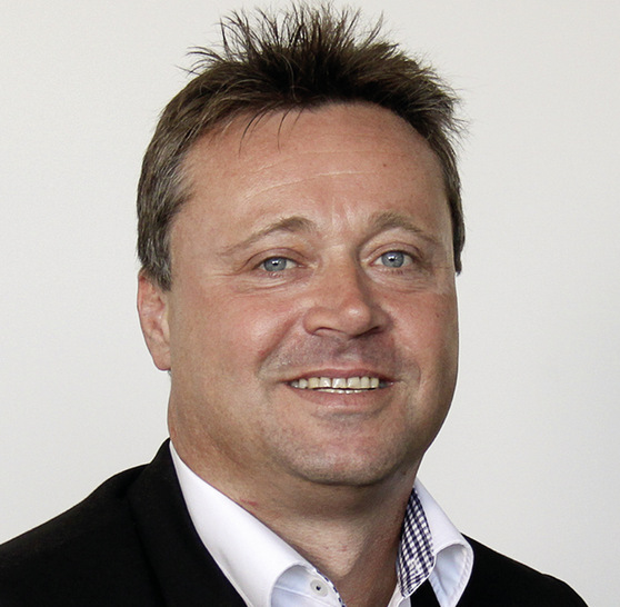 Christian Kehrer ist seit 1998 beim ift Rosenheim tätig. Er leitet die ift-Zertifizierungsstelle und ist Lehrbeauftragter an der Hochschule Rosenheim. Er ist langjähriges Mitglied in nationalen und internationalen Ausschüssen der Normung, Technik und bei diversen Verbänden.