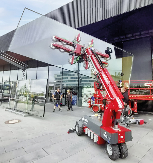 Der neue Glassworker GW 1125 trägt Lasten bis 1125 kg.