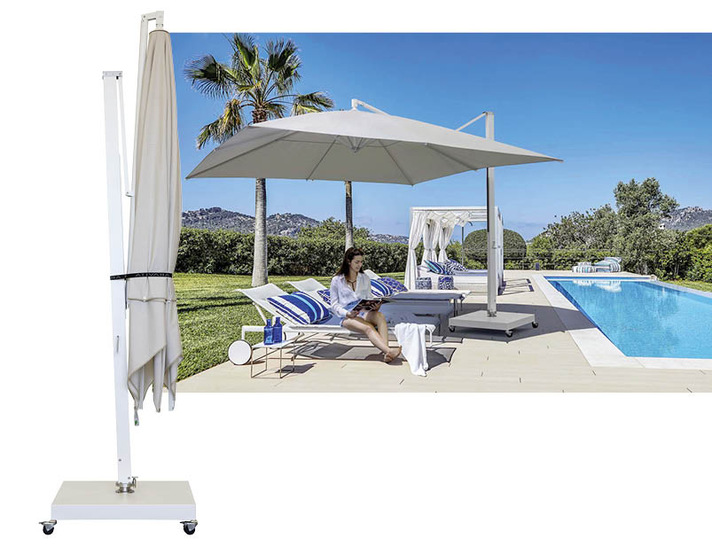 Scala passt mit seiner schlichten Eleganz in jedes Ambiente und bietet sowohl eine ­praktische Verschattungslösung für die Außengastronomie als auch für den privaten ­Garten.