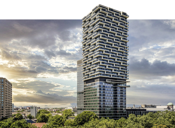 Das Hochhaus One Forty West  aus der Feder vo﻿n cma cyrus moser architekten erweitert nun  die Frankfurter Skyline - © Foto: Walter Luttenberger Photography / OnLevel Glassysteme
