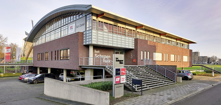 Das Design des Sun Centers ist an das 1600 m ²  große Sun Forum in Wertheim an­gelehnt. Warema ist nun an vier Standorten mit seinen Erlebniswelten vertreten.