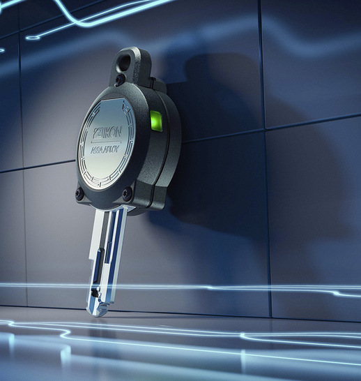 Der Spark öffnet Türen mit selbst erzeugter Energie. Er ist dadurch autark, unabhängig und verfügt über viele elektronische Funktionen.