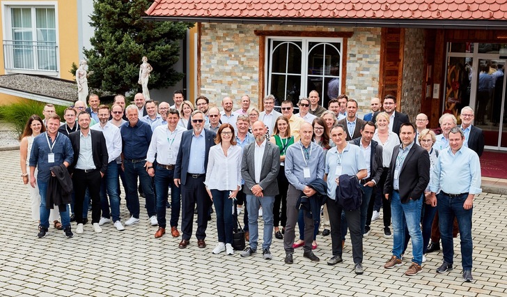 Die Teilnehmer der Isolar Jahrestagung 2022 in Bad Häring, Tirol.