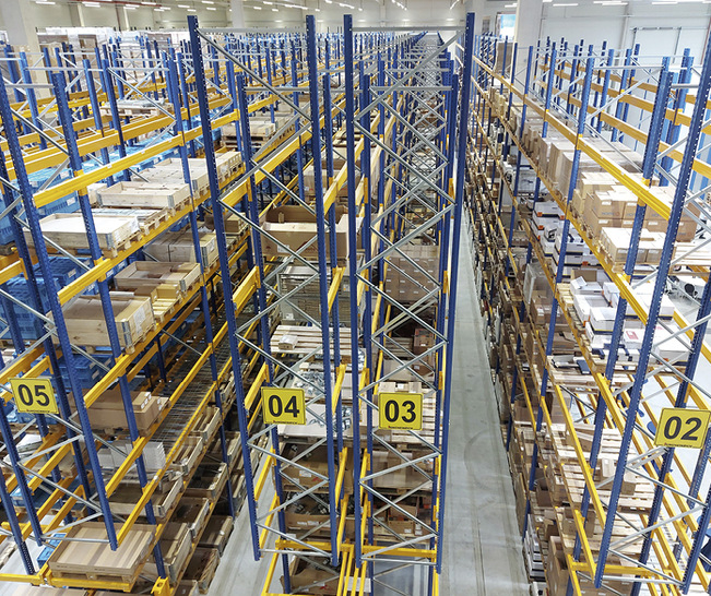 Der 10 000 m2 große Logistikstandort der Meesenburg Gruppe in Leipzig.