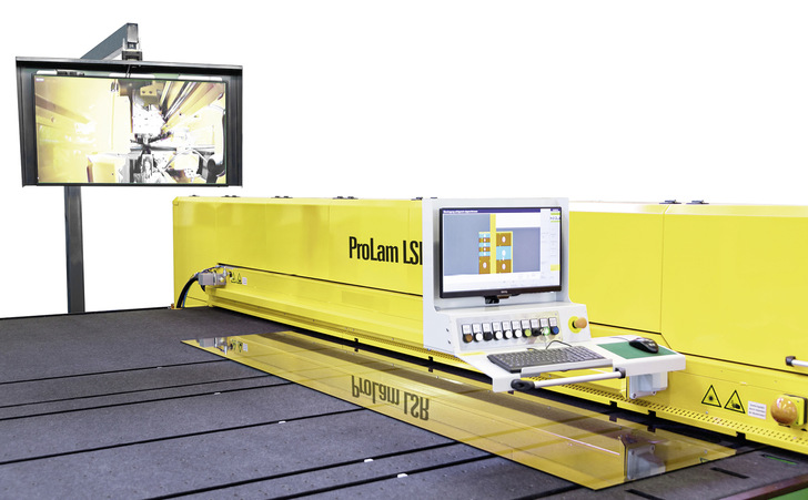 Die ProLam LSR ist serienmäßig mit Laserdiodenheiztechnik ausgestattet und steigert so die Produktivität um 20 % und mehr, gemessen am Durchsatz, so die Auskunft der Entwickler. - © Foto: Hegla
