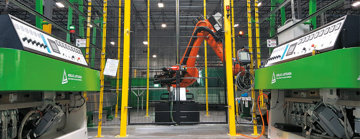 Am Messestand von Lattuada wird die Automation bei ­Schleifen im Fokus stehen. Dort werden neue ­Roboter-Lösungen für die Glasindustrie vorgestellt. - © Foto: Lattuada
