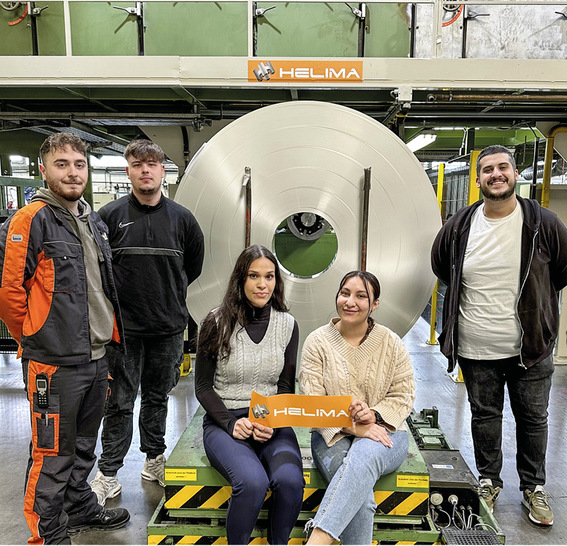 Die neuen Azubis beim Abstandhalter-Hersteller ­Helima in Wuppertal