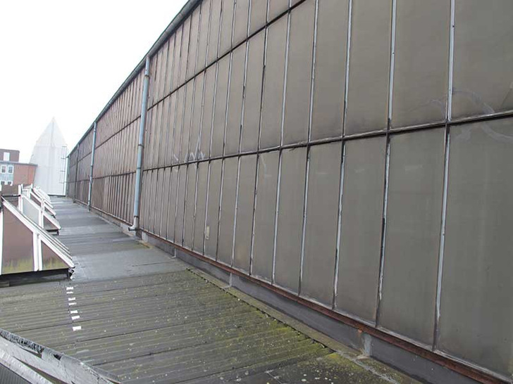 So sah die Halle vor der Sanierung aus ...