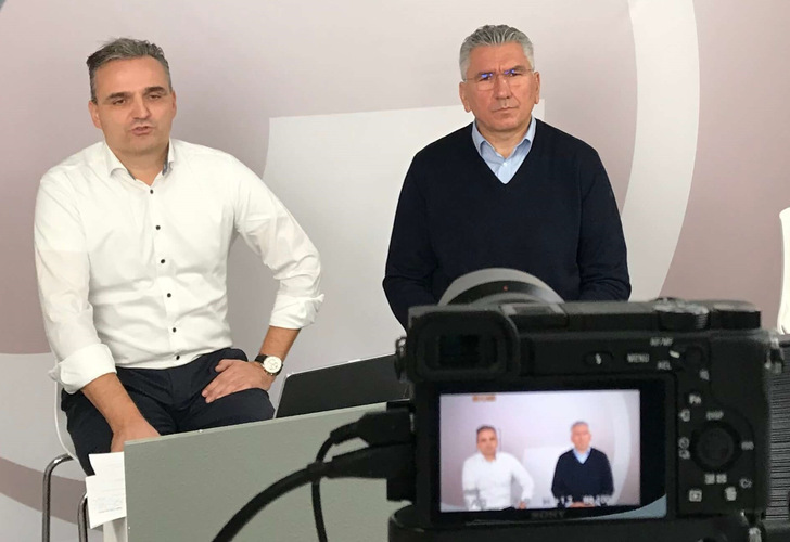 Die Gealan-Geschäftsführer Ivica Maurović (r.) und Tino Albert bilanzieren für 2022 eine Umsatzsteigerung von 20 Prozent.