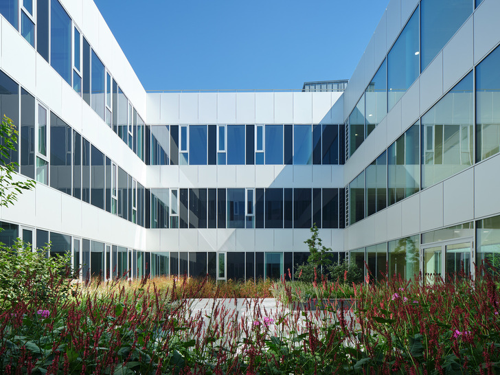 Architektur: Fritsch + Tschaidse Architekten