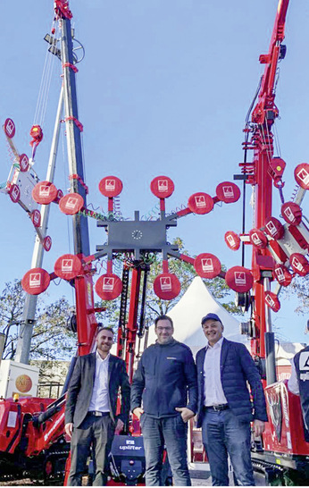 Bei Uplifter auf der bauma 2022 (v. l.): 
Matthias Minich, Head of International Sales and Member of Management; Steve ­Collie, Commercial Director der ­Heli Group und ­Uplifter Geschäftsführer ­Martin ­Lobinger