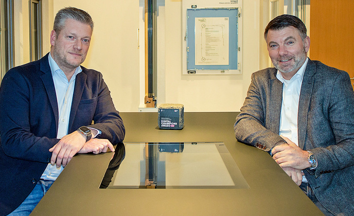 Stefan Weinstock, Geschäftsführer Ideal-Fensterbau Weinstock und Jürgen Huber, Geschäftsführer Biss.ID GmbH - © Foto: Biss.ID
