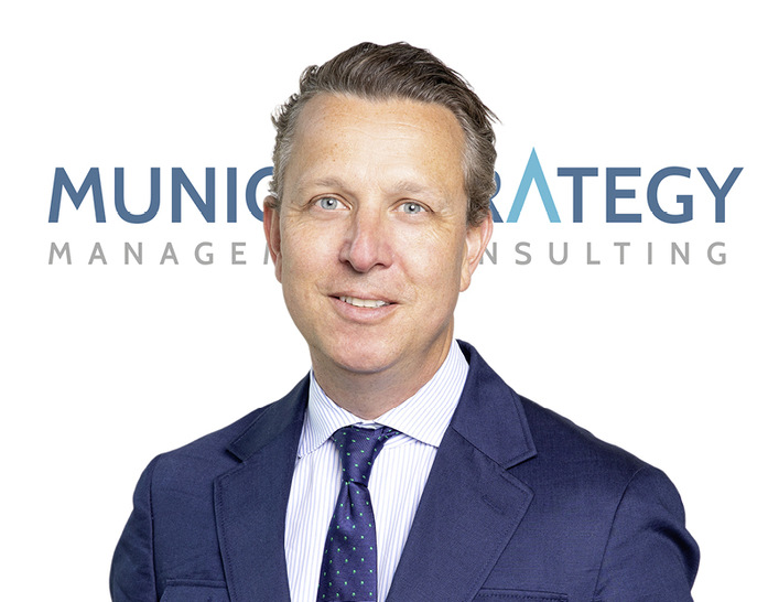 Dr. Constantin Greiner leitet den Geschäftsbereich „Bau“ der Munich Strategy und ist Spezialist für ­Strategie und M&A.