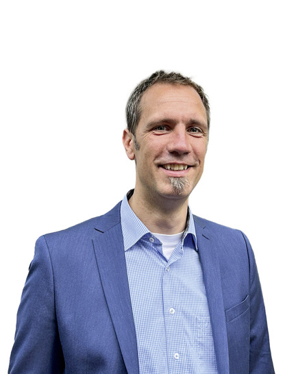 Die Zeiten sind vorbei, in ­denen man einfach ein neues Glas ­einbaut, das greift zu kurz. Es braucht künftig bei der Fertigung der Produkte bereits Konzepte zu Recycling und Wiederverwertung. 
 Hannes Spiß, der Leiter der Isolar Glas Beratung