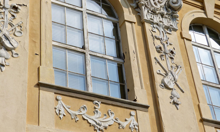 Die Sanierung historischer Fenster ist eine echte Herausforderung.