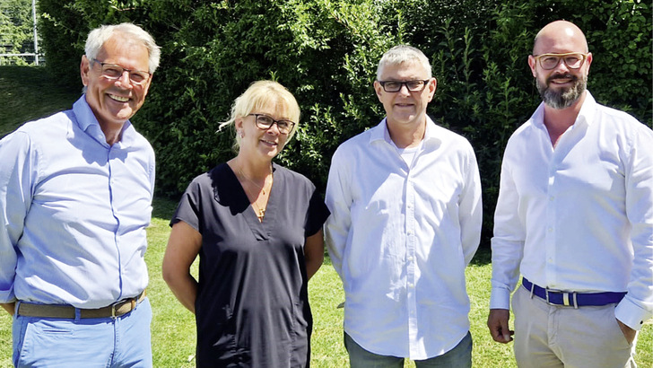 Gelungene Übernahme (v. l.): Hermann Schüller, geschäftsführender Gesellschafter Semco, Silke und Jörg Petran, die ehemaligen Inhaber von Glas Spiegel, Altenkirchen, sowie Michel Schüller, der dort neuer Geschäftsführer wird.