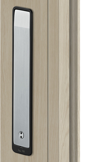 Erhältlich ist die Neuheit für Holz- wie auch Aluminium-Profile und optional in einer verriegelbaren Variante.