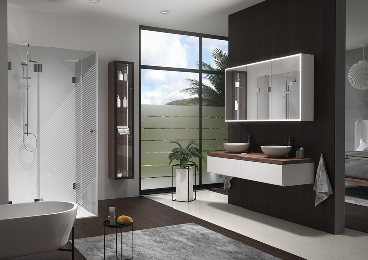 Im Fokus der Ares GmbH stehen individuelle Badgläser, Spiegel sowie auch Möbel.