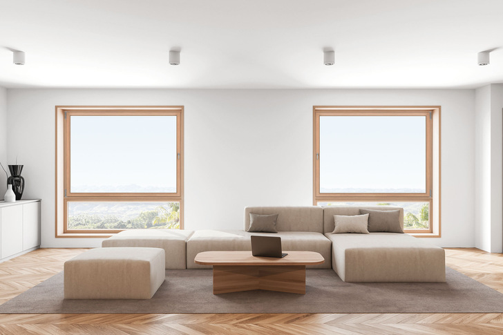 Großformatige Dreh- und Drehkipp-Fenster aus Holz und Holzfenster mit Aluminiumschale stellen hohe Anforderungen an den Beschlag.