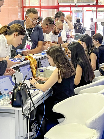 Rund 5300 Besucher verfehlten zwar knapp das Vorjahres­niveau, war aber dem kurzen Abstand der Messe zu 2022 geschuldet, die jetzt wieder in den Zwei-­Jahres-Zyklus wechselt, und November 2025 stattfindet.