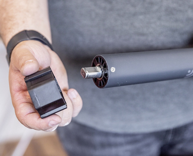 Die Funk-Rollladenmotoren von Schellenberg Professional sorgen für komfortable ­Beschattung und zusätzliche Sicherheit.