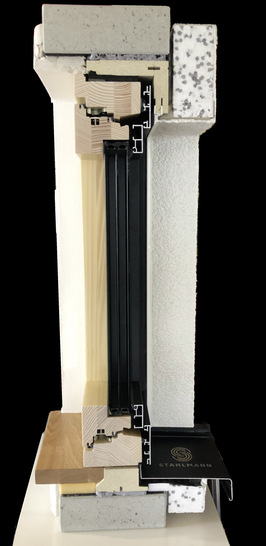 Die Montagezargen von Stahlmann sind Wandstärken-unabhängig und eignen sich gleichermaßen für Neubau und Sanierung.