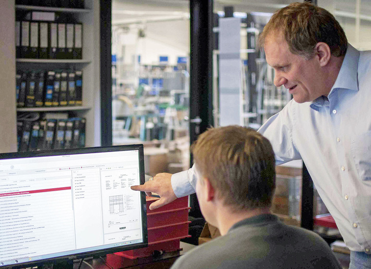 Wenn man Digitalisierung richtig angeht, werden Geld, Zeit und Ressourcen eingespart. Digitale Prozesse machen Unternehmen schneller, effektiver, effizienter und leistungsfähiger.