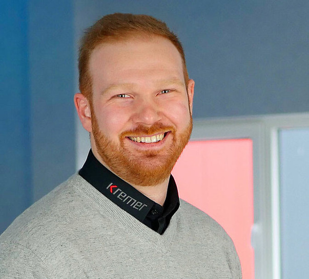  Tim Oettmeier hat bei Kremer, einem Spezialisten für Elastomer- und Kunststoffprodukte die Geschäftsführung übernommen.