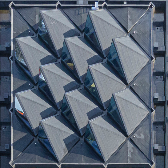 Die neue Sheddachkonstruktion des Neuron Buildings.