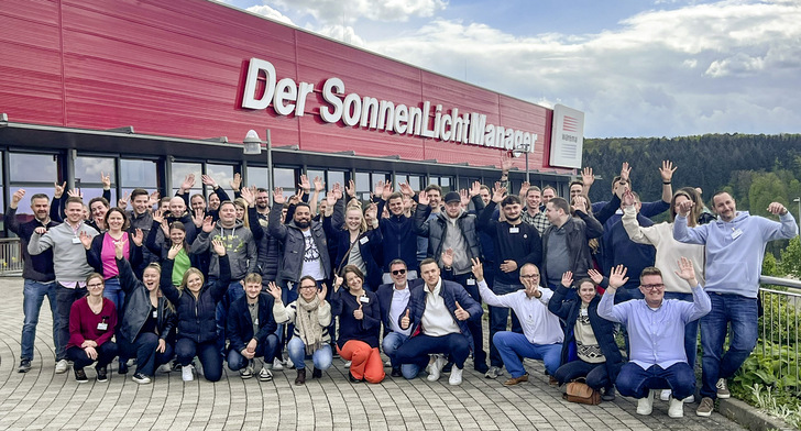  60 Teilnehmer waren aus dem Kreis der Jungunternehmer und Fördermitglieder in Wertheim beim Sonnenlichtmanager Warema vertreten, der die Sun Academy nutzte, um die verschiedenen Workshops durchzuführen.