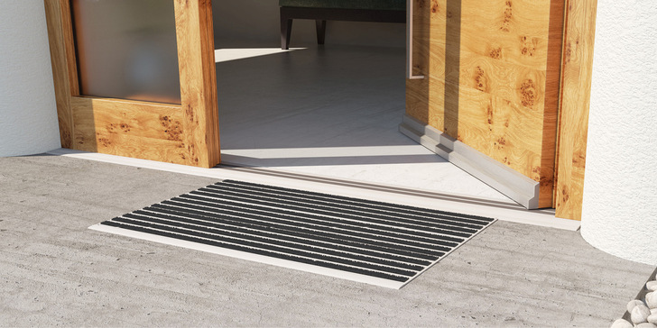 Die Entwicklung der Magnet-Doppeldichtung, mittlerweile in kompakter Ausführung für die Flachschwellen Lösung MHT ebenfalls an der Haustüre interessant umgesetzt, geht zurück auf Firmengründer Harry Frey.