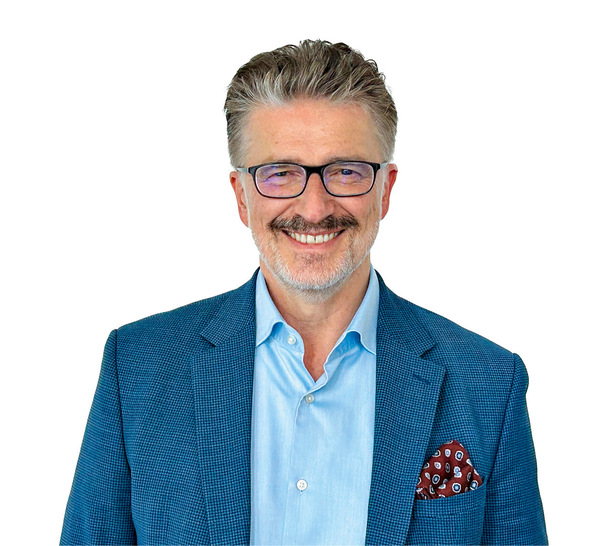 Die jährlich anfallende Menge an recycle­barem Flachglas zur Wiederverwertung bei der Floatglas-Herstellung ist viel geringer als allgemein angenommen.
 Dr. Johann Overath, Hauptgeschäftsführer Bundes­verband ­Glasindustrie e.V.