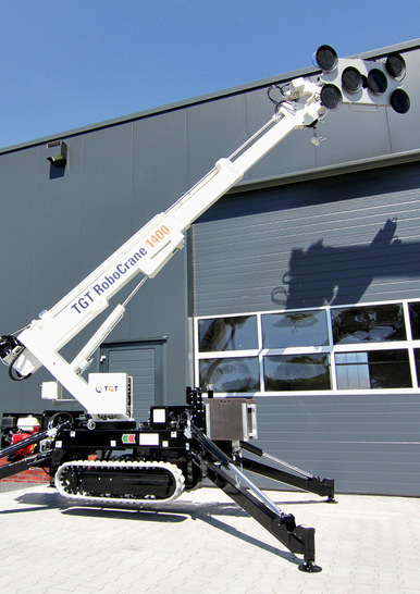 Der Robocrane, der HighCrane und der TGT Robby 2000 haben nun eine neue Steuerung sowie eine neue Funkfernbedienung.