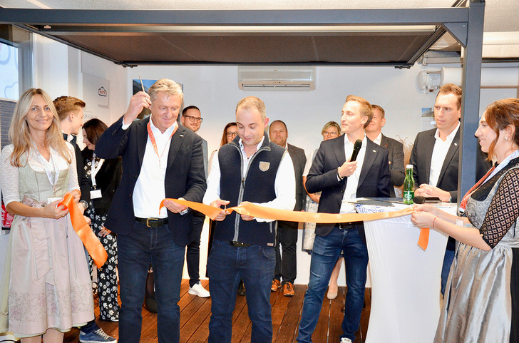 Feierliche Schauraumeröffnung in Puchberg