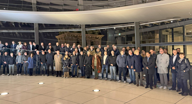 In diesem Jahr sicher einer der Höhepunkte bei den Wintergartentagen in Berlin: die Abendveranstaltung in der gläsernen Kuppel oberhalb des Bundestages.