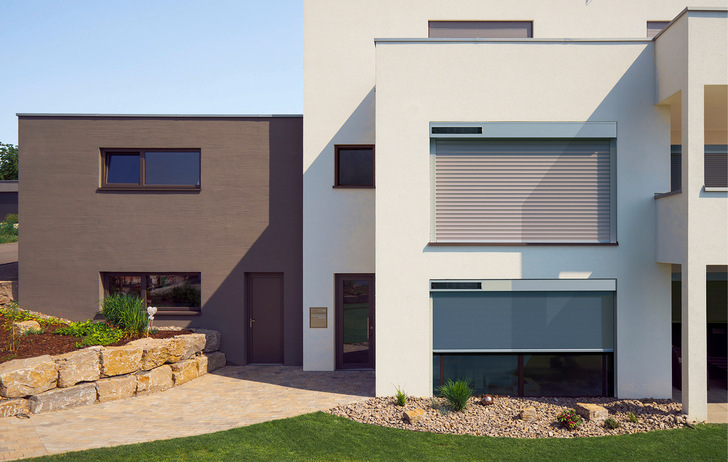 Spart Energie und Stromkosten: Mit dem SolarKit lassen sich Sonnenschutzsysteme netzunabhängig betreiben.