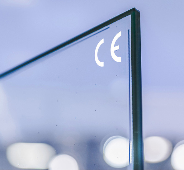 Fineo ist weltweit das erste Vakuumglas, das über ein CE-Zeichen verfügt.