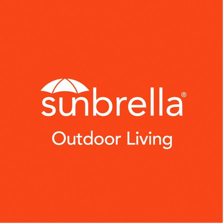 Sunbrella ist seit über 60 Jahren führend auf dem Markt und kom­biniert Performance und ­Design zu wohnlichen Textilien für den ­Innen- und Außenbereich.