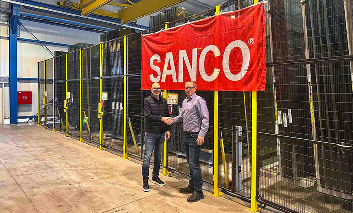 Isotherm Geschäftsführer Daniel Schmidinger (l.) und Hynek Mácha von Isosklo freuen sich Teil der Sanco Gruppe zu sein