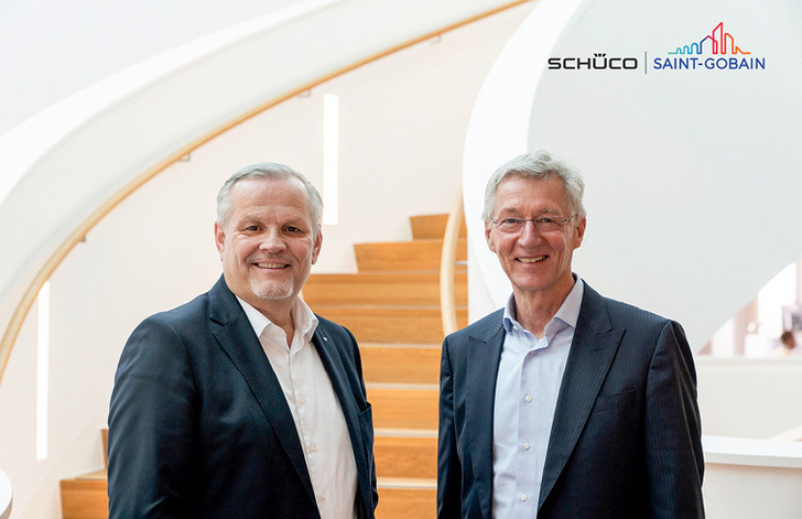 Wollen das Glasrecycling am Bau vorantreiben: Andreas Engelhardt (Schüco) und Raimund Heinl (Saint-Gobain)