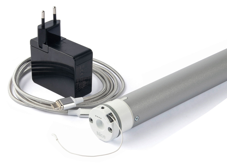 Dank der Z-Wave-Kompatibilität lässt sich der Nice Era Inn Li-Ion BD-Antrieb nahtlos in ein intelligentes Smart Home System einbinden, das über Sprachassistenten und angeschlossene Geräte gesteuert werden kann.