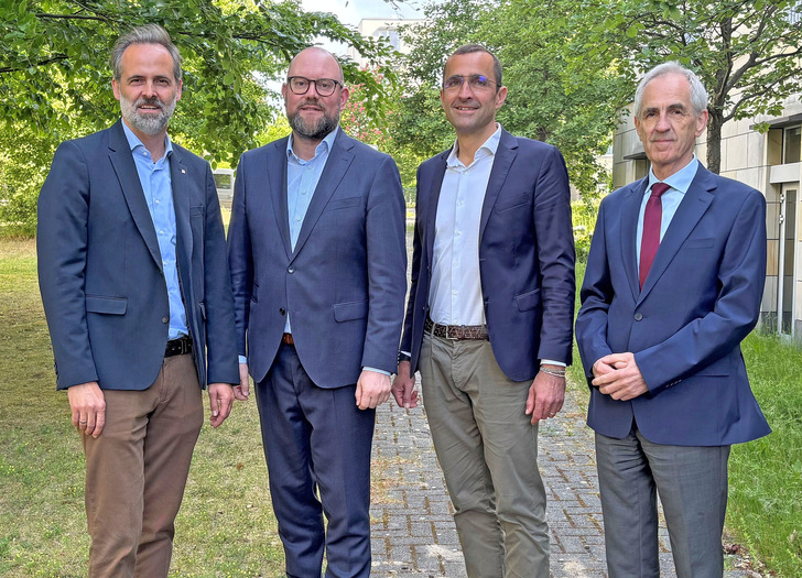 Foto v.l.: Patrick Seitz (aluplast/EPPA), Thomas Drinkuth (RTG), Götz Schmiedeknecht (Salamander Industrie-Produkte/EPPA), Gerald Feigenbutz (EPPA) - © Sarah Heuser / GKFP e.V.