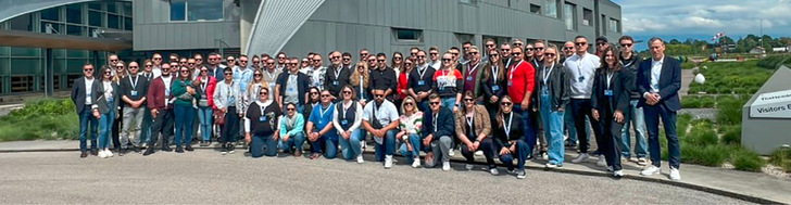 70 Jungunternehmer aus dem Rollladen- und Sonnenschutzhandwerk setzen bei der JUT 2025 in Oderzo und ­Venedig ein starkes Zeichen für Zusammenhalt und Zukunftsgestaltung der R+S Branche.