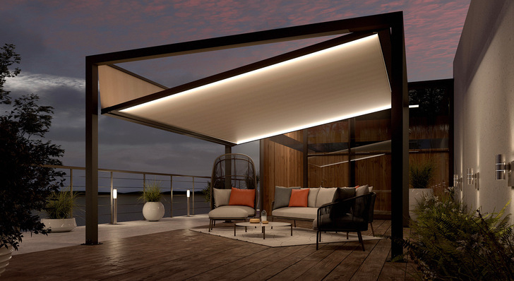 In Kombination mit dem ­optionalen Beleuchtungssystem ­NovaLight wird der Q.bus auch in den späteren Abendstunden zum Wohlfühlort.