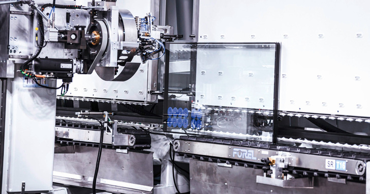 Forel stellt eine patentierte Technologie für die Applikation von thermoplastischen Abstandhalter in den Fokus