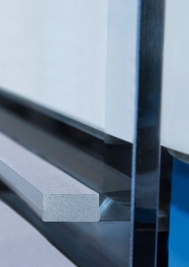 Spacer für den Objektbau werden bei Edgetech Europe zu sehen sein, hier liegt die Farbe Grau im Trend.