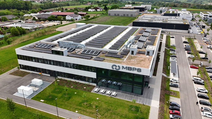 Im neuen MBPS-Neubau sind Verwaltung, Service und Logistik untergebracht.
