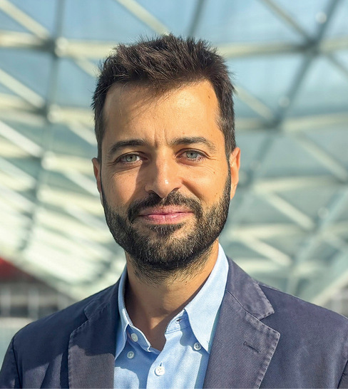 Luca Papaiz ist Glasforscher und Gründer der -glassAdvisor GmbH ( www.glassadvisor.com)